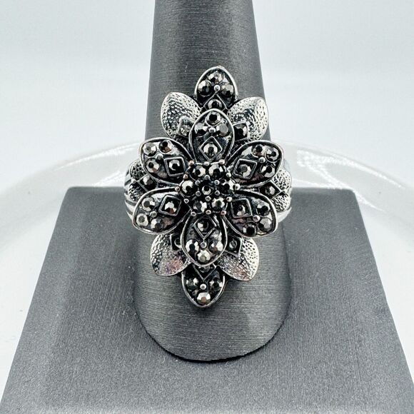 Vintage Gatsby Flower Ring - Retro Glam Statement Chunky Floral Timeless - Picture 1 of 6